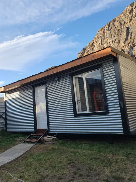 Hostel & Camping el Paredon