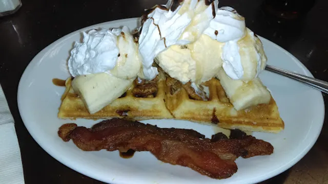 Waffles Caffe
