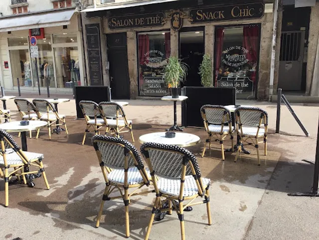 Salon De Thé Snack Chic Chez Marinette