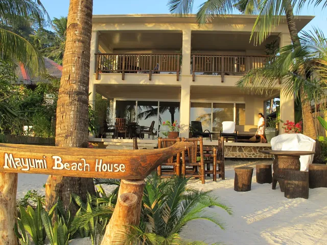 Mayumi Beach Villa