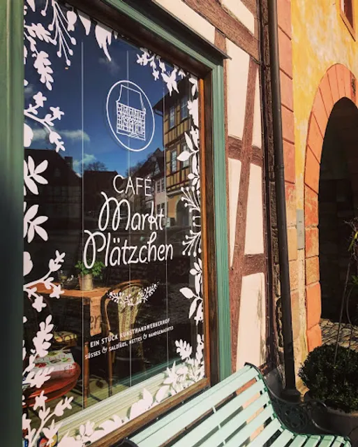 Das Marktplätzchen - Galerie · Shop · Café
