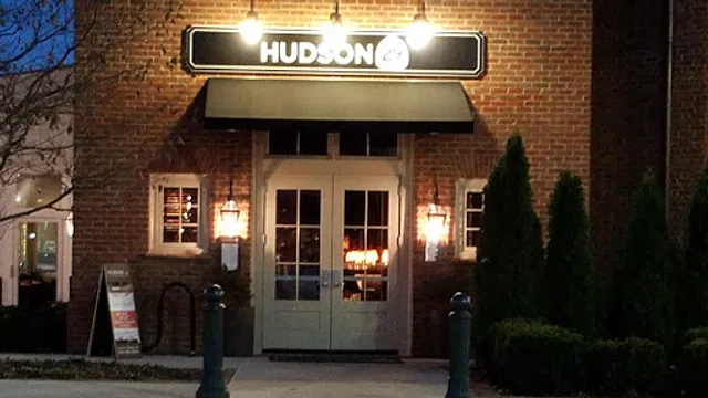 Hudson 29 Kitchen + Drink