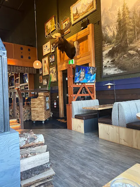 The Lodge Kitchen & Bar