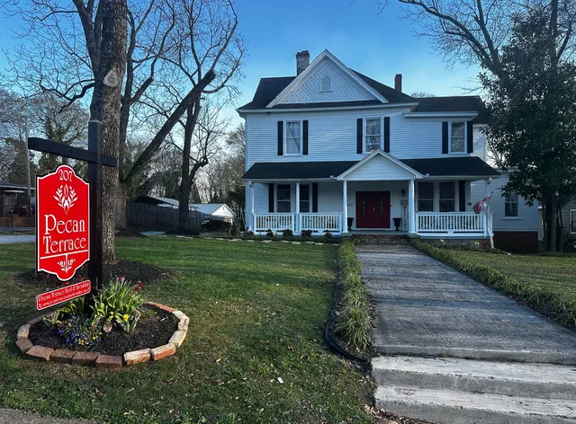 Pecan Terrace Bed & Breakfast