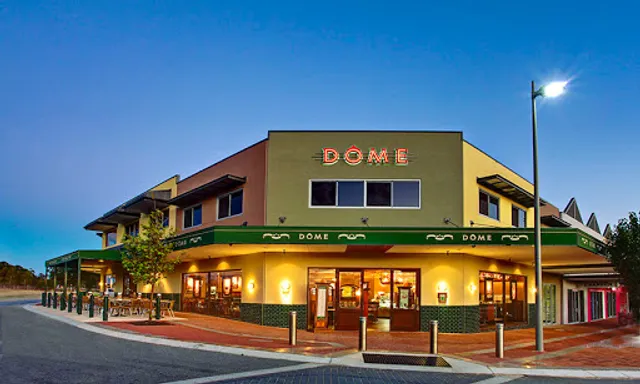 Dôme Café