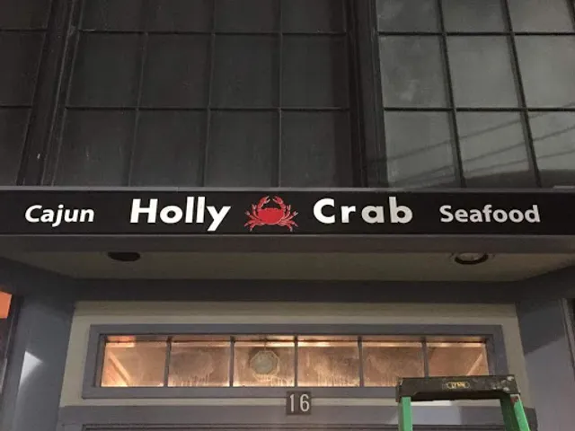 Holly Crab Lowell