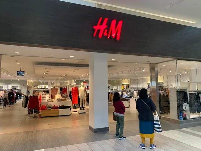 H&M