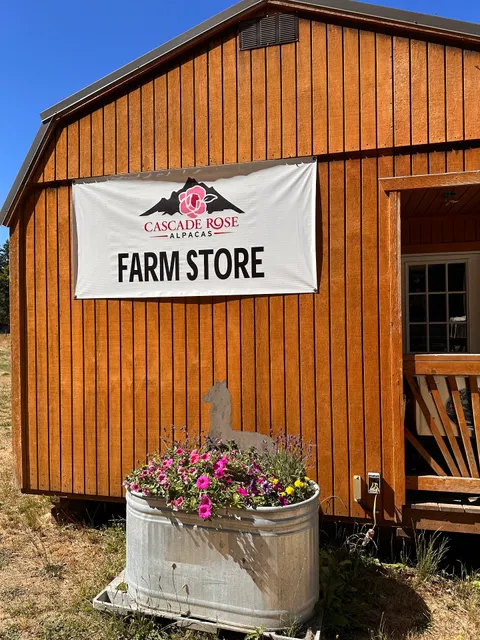 Cascade Rose Alpacas