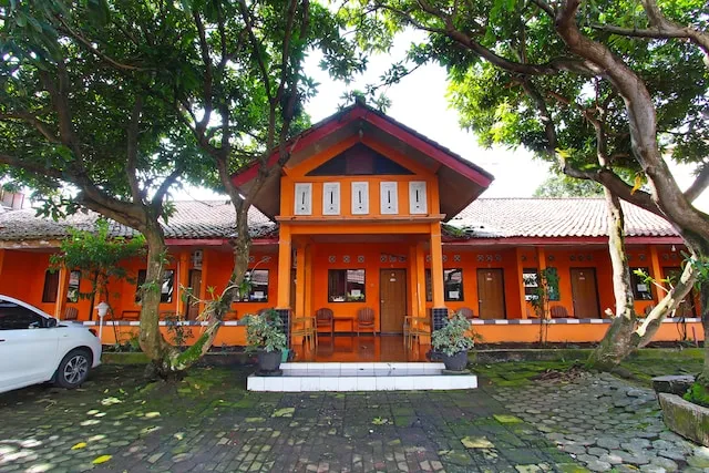 SPOT ON 91563 Hotel Meilias