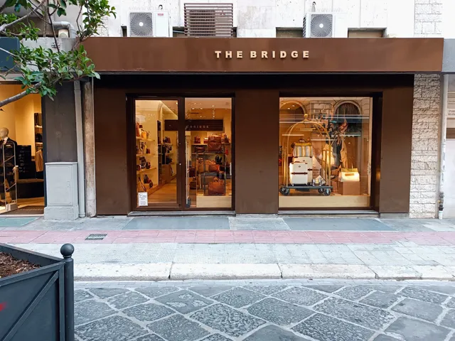 The Bridge Boutique Bari