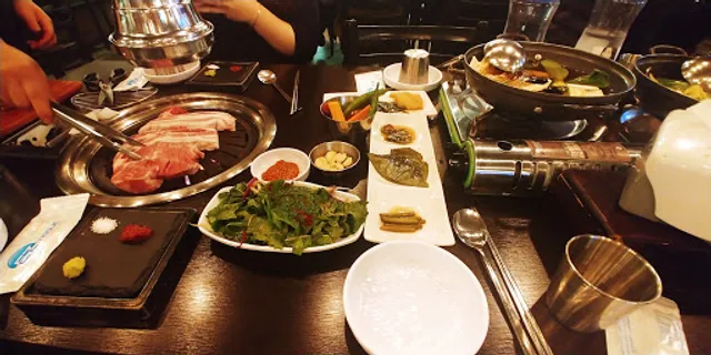 Hwapo Korean BBQ restaurant Nonhyeon Branch | Samgyeopsal | 五花肉 | サムギョプサル| 화포식당 논현점