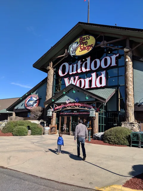 Bass Pro Shops