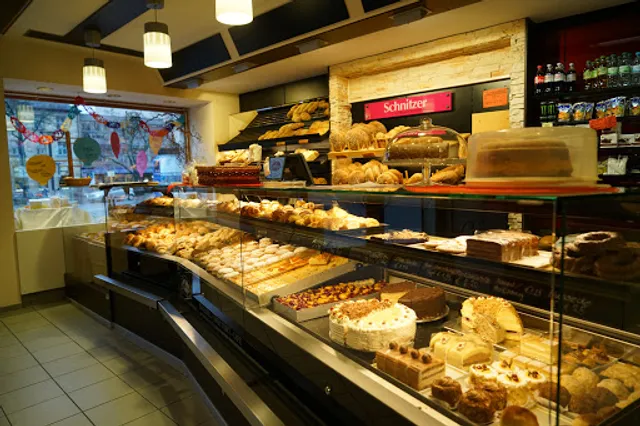 Zollinger Michael café and bakery