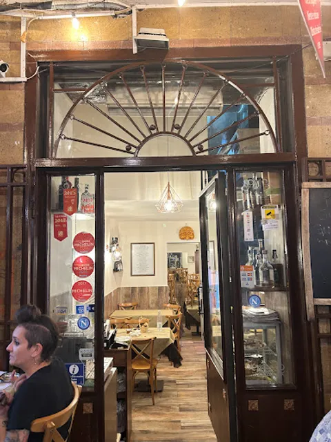 Ristorante Sette Passi a Chiaia