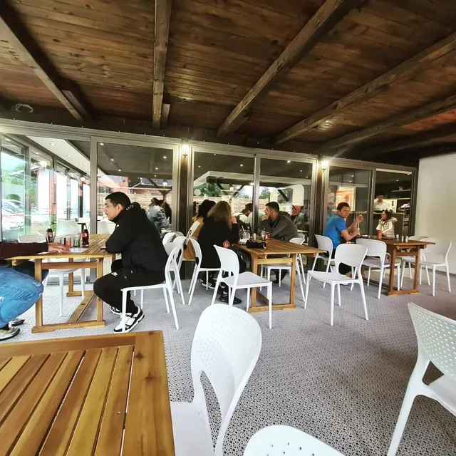 Ćevabdžinica MC Teb Maribor