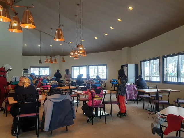 花森熊カフェ 山小屋店