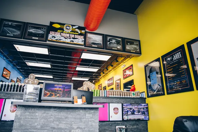 Lady Jane's Haircuts for Men- Novi (W 12 Mile Rd & Novi Rd)