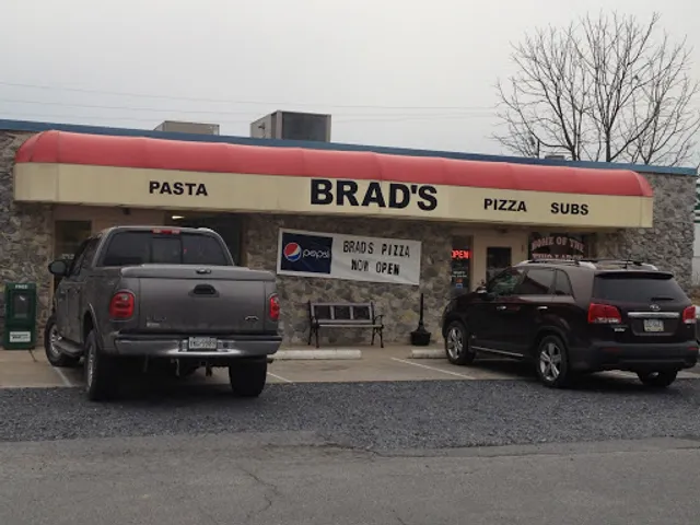 Brad's Pizza