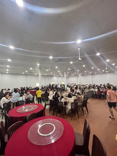 Vạn Phúc HotPot 万福火锅店( Lẩu Trung Hoa/ 나트랑 샤브 샤브)