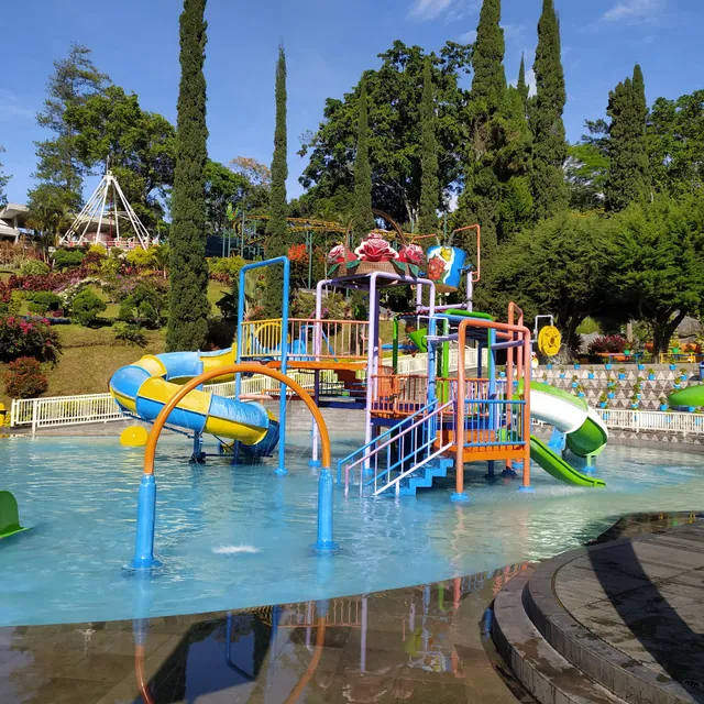 The New Handayani Villa's