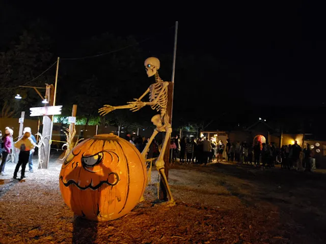 Pirates of Emerson Haunted Themed Park