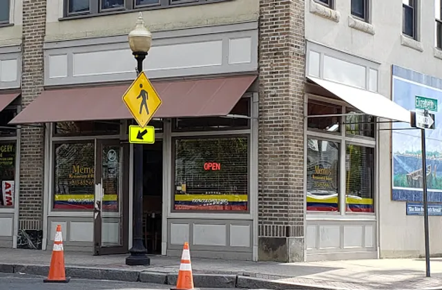 Memo's Restaurant & Bakery