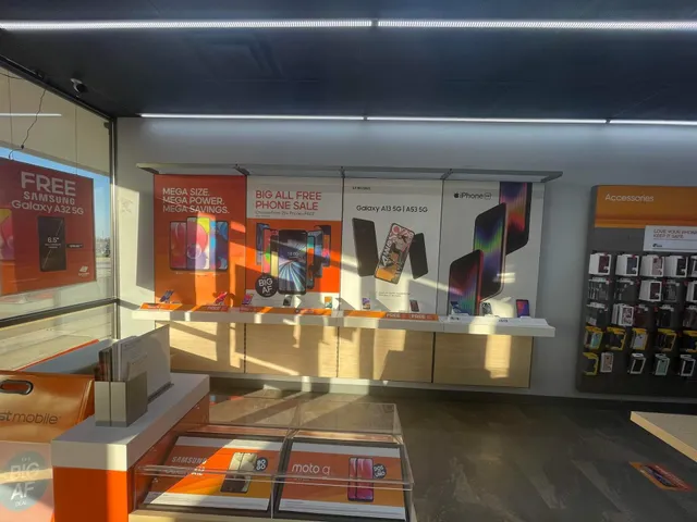 4394 Eastgate Square Dr