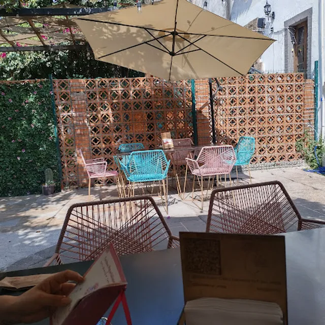 Dulce Amor Café y Garnacha SLP (Suc. Arista)