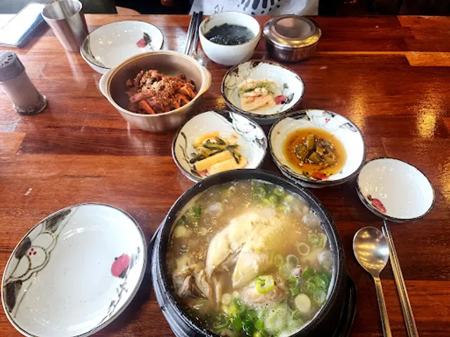 남촌이락삼계탕