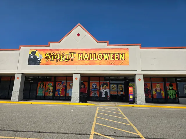 Spirit Halloween