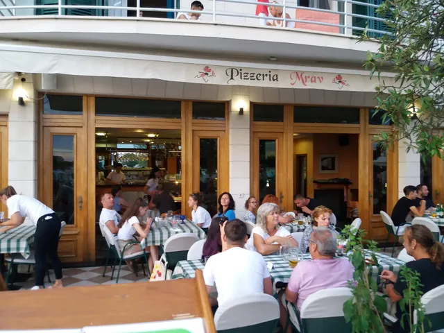 Lunch&Dinner Mrav by Zoran 🌟🌟🌟👨‍🍳🍽️🍷