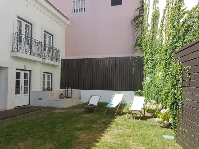 Alma Moura Lisbon Residences