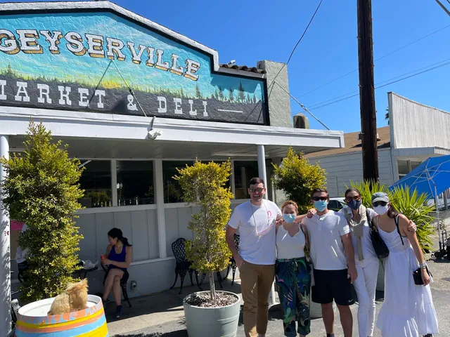 Geyserville Market & Deli