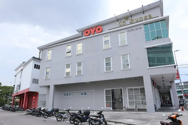 OYO 89750 Debunga Boutique Hotel