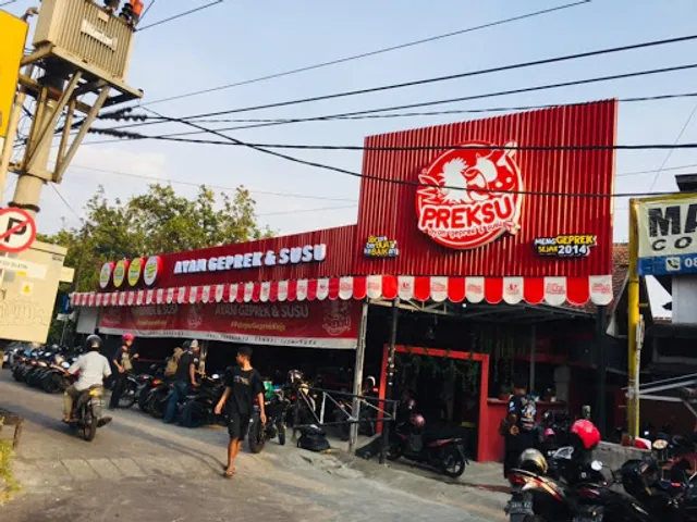 Ayam Geprek & Susu (Preksu) Colombo