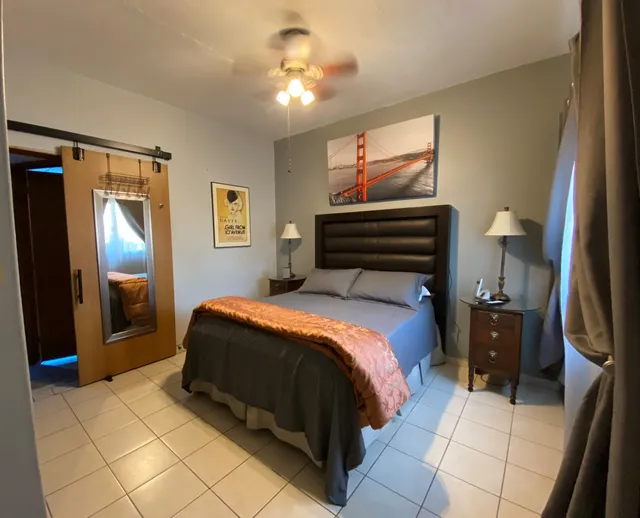 Dickinson Guest House, Guadalajara, Mexico