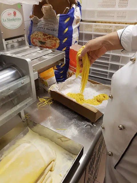 PASTA AMORE & FANTASIA