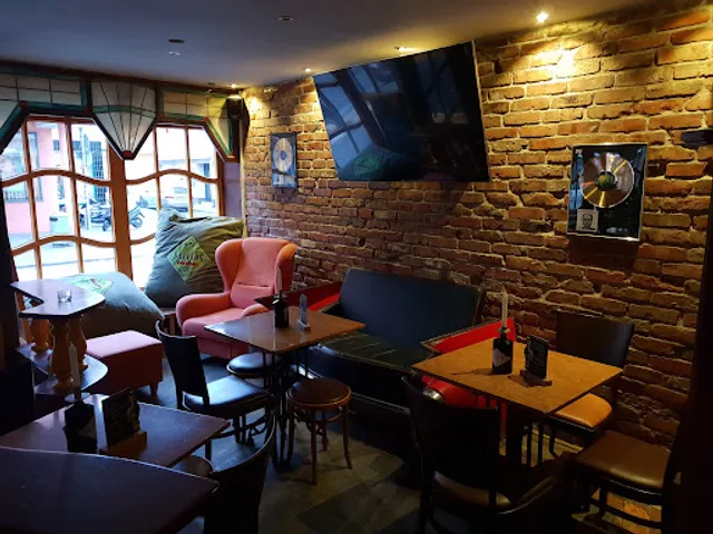 Hemmingway - Café Bar Lounge