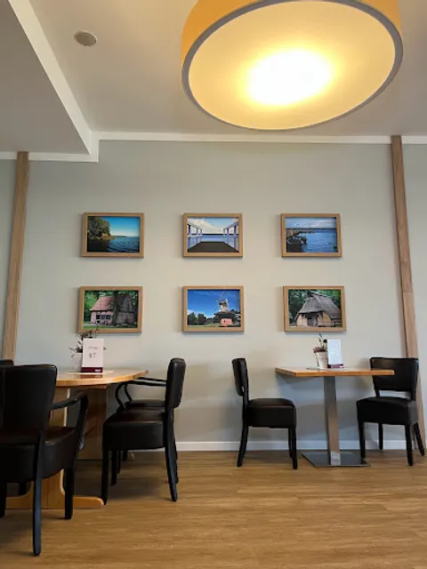 Café Genuss in der Wandelhalle