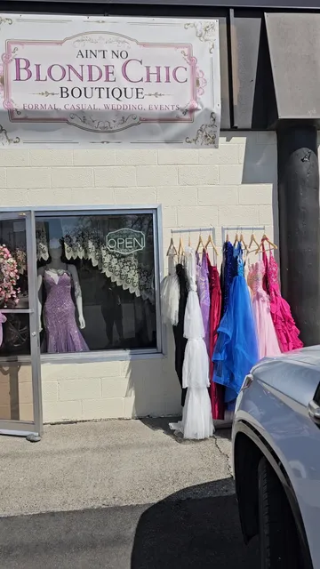 Ain't No Blonde's Chic Boutique