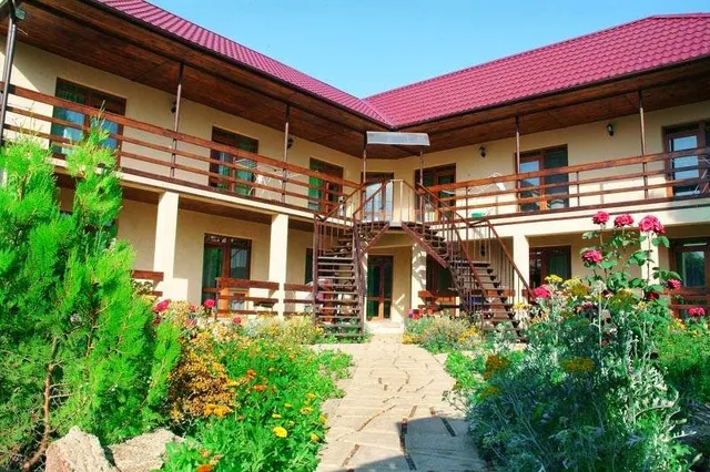 Первый Гостевой Дом, отдых в Затоке