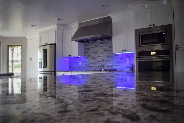 In Style Kitchen & Bath