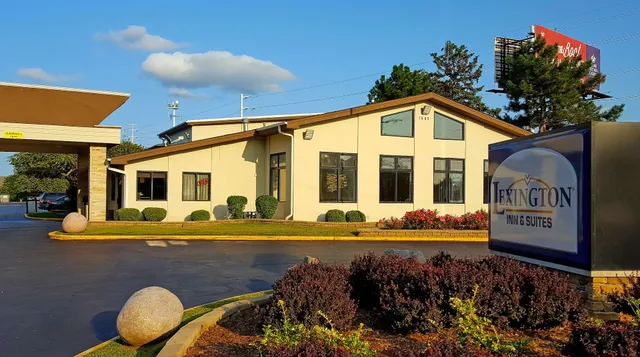 Lexington Inn & Suites NW Chicago Elgin