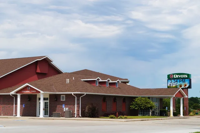 Divots Conference Center