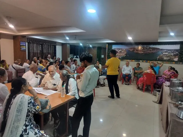 Hotel Lalit Inn Restaurant