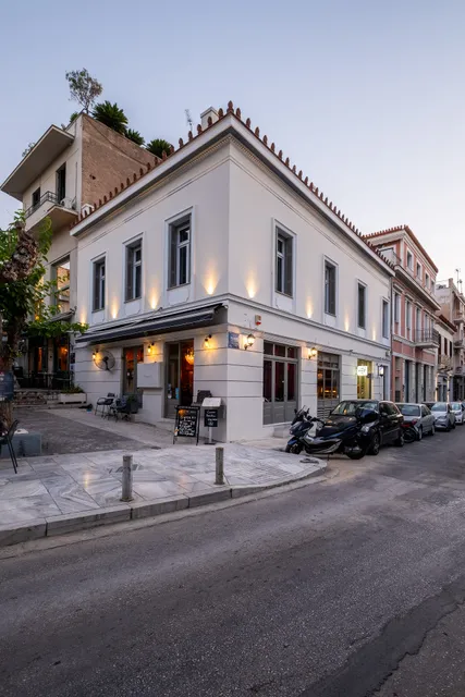 Thiseas Luxury Apartment