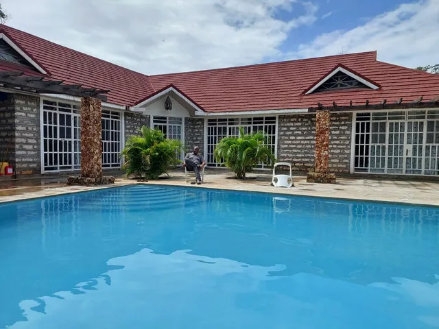 Baharini Cottages Diani