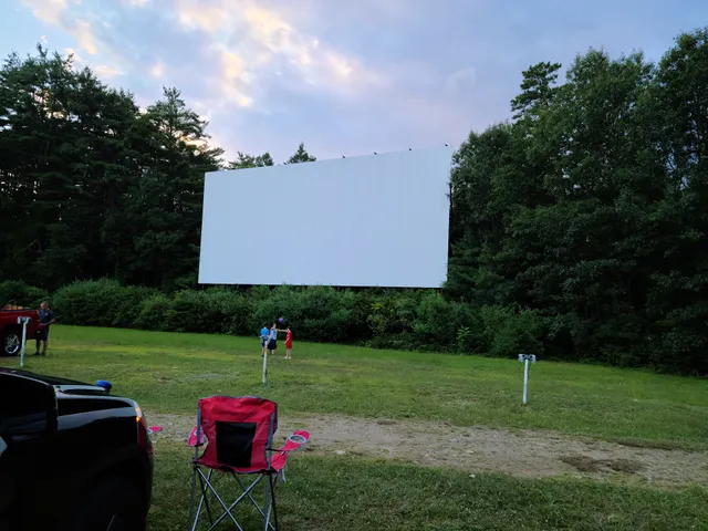 Glen Drive-In Theatre