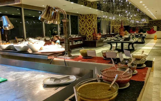 Ciao (Hotel Megapolis)