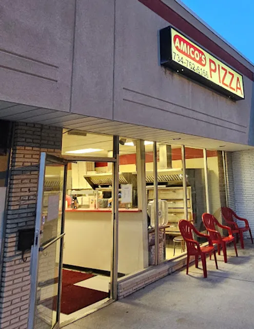 Amico's Pizzeria
